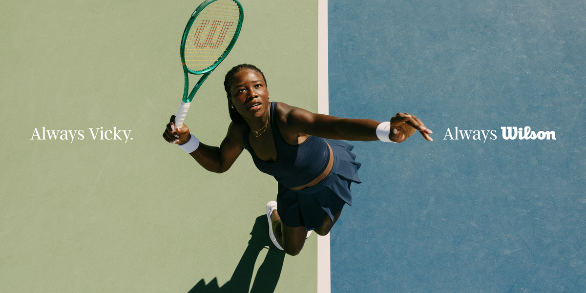 victoria mboko playing tennis