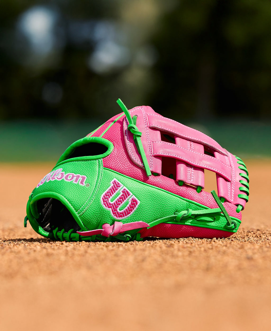 25-1690_2026_Spring_A2K_A2000_Pro_Stock_Glove_WBW104135_PDP_1