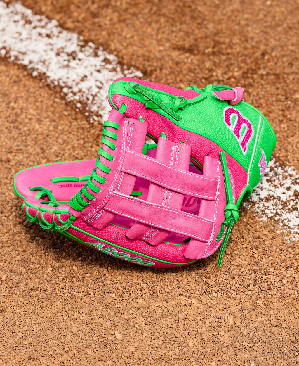 25-1690_2026_Spring_A2K_A2000_Pro_Stock_Glove_WBW104135_PDP_3