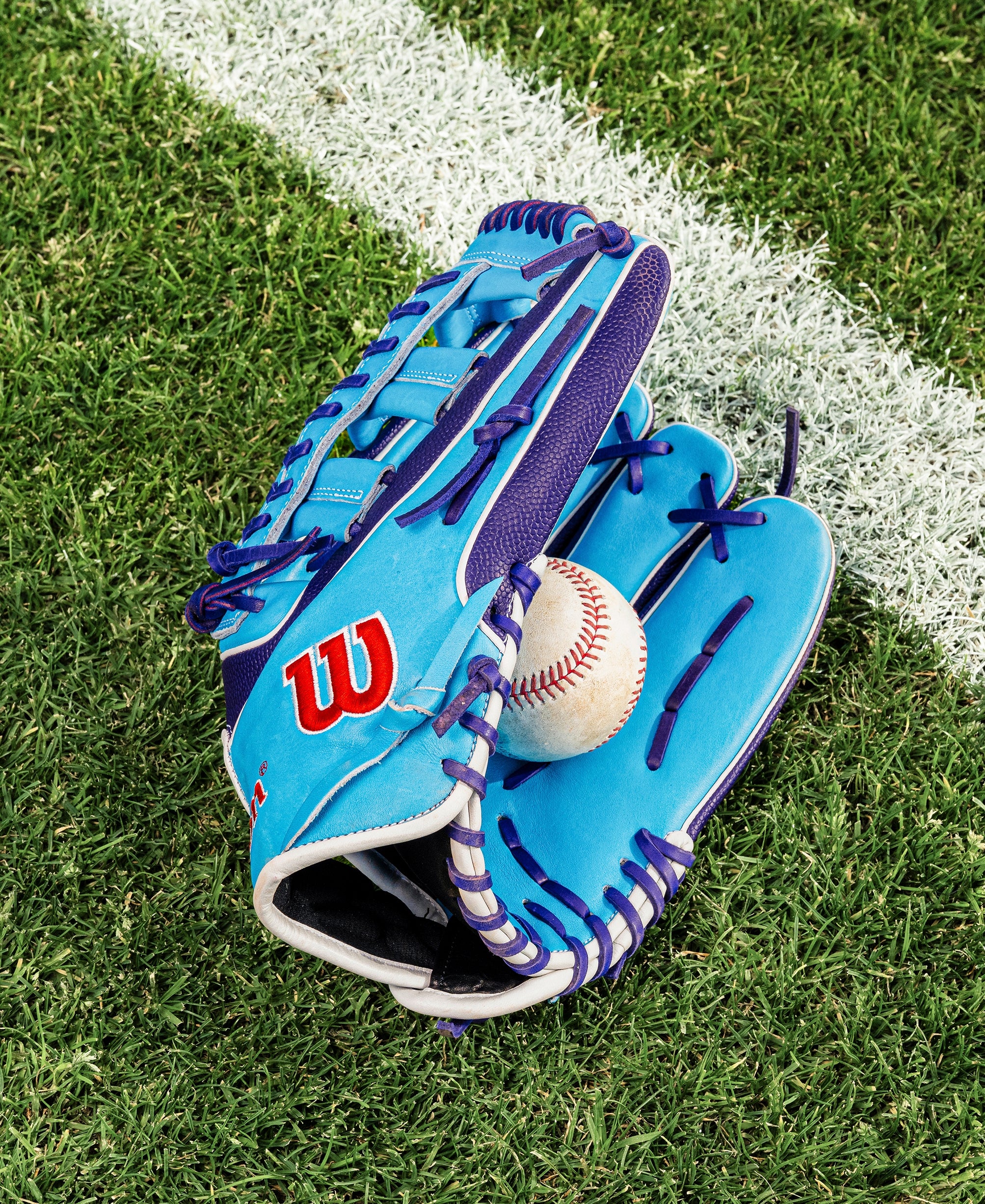 2026 A2K® 1810SS 12.75” Outfield Baseball Glove | Wilson Sporting