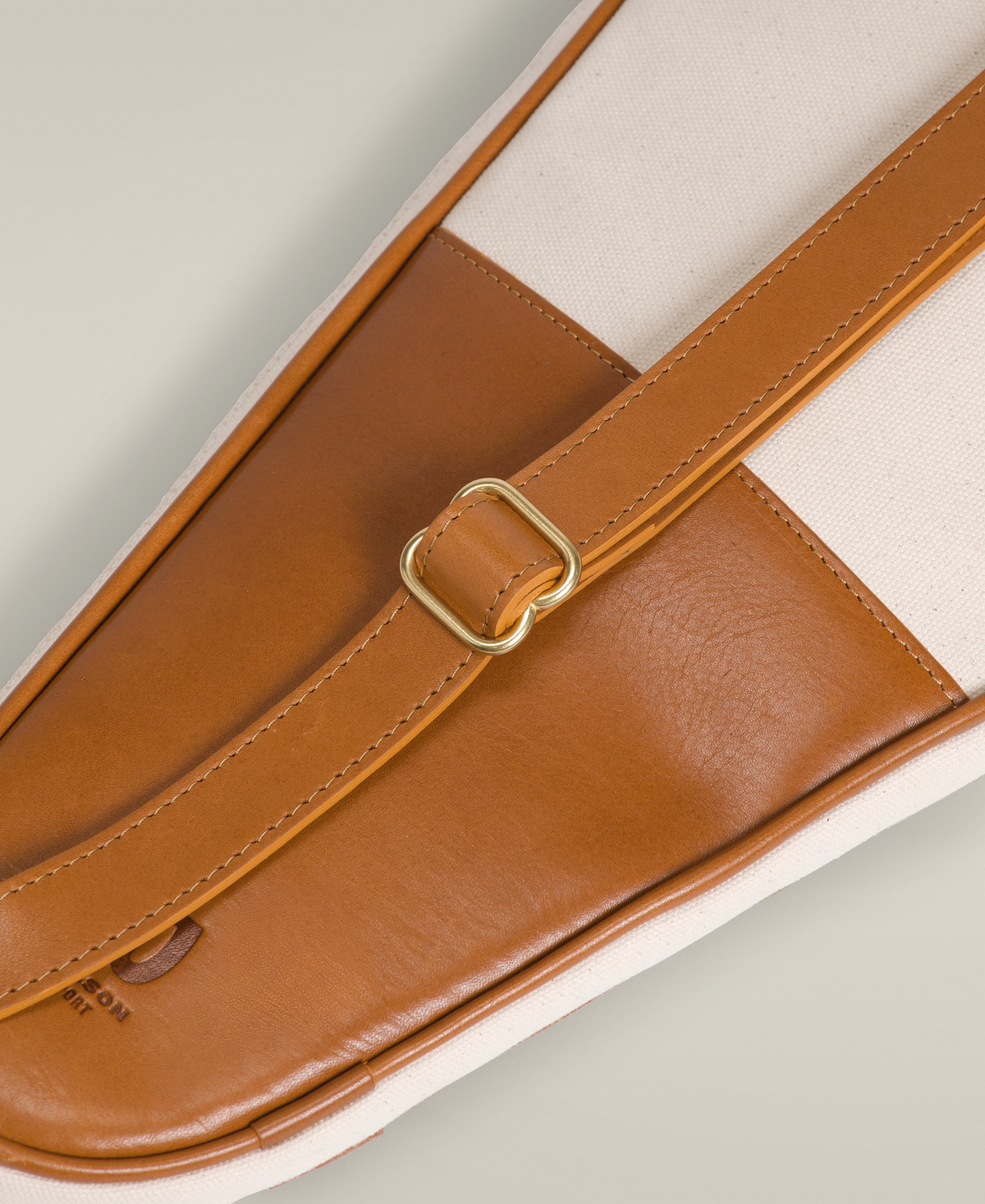 WA00017T017001_15_CANVAS_LEATHER_RACKET_BAGS_DG_TAN