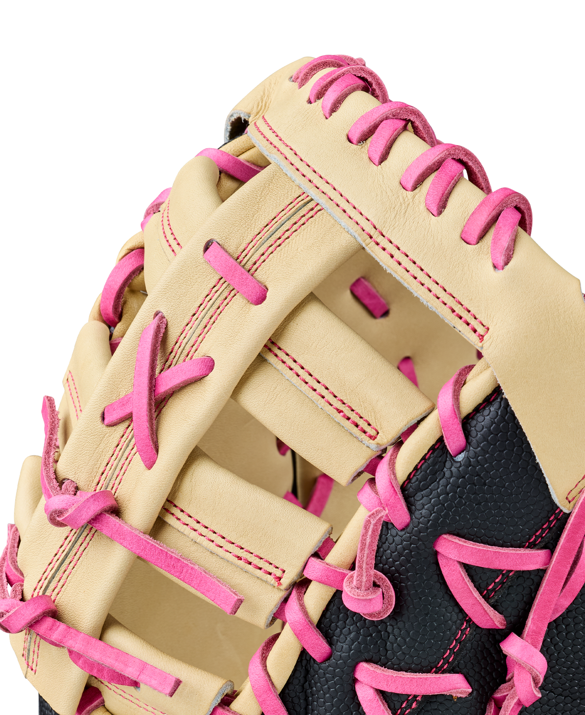 WBG06301RT_4_A2000_1673SS_ANNUAL_27_BLONDE_BLACK_FLAMINGO