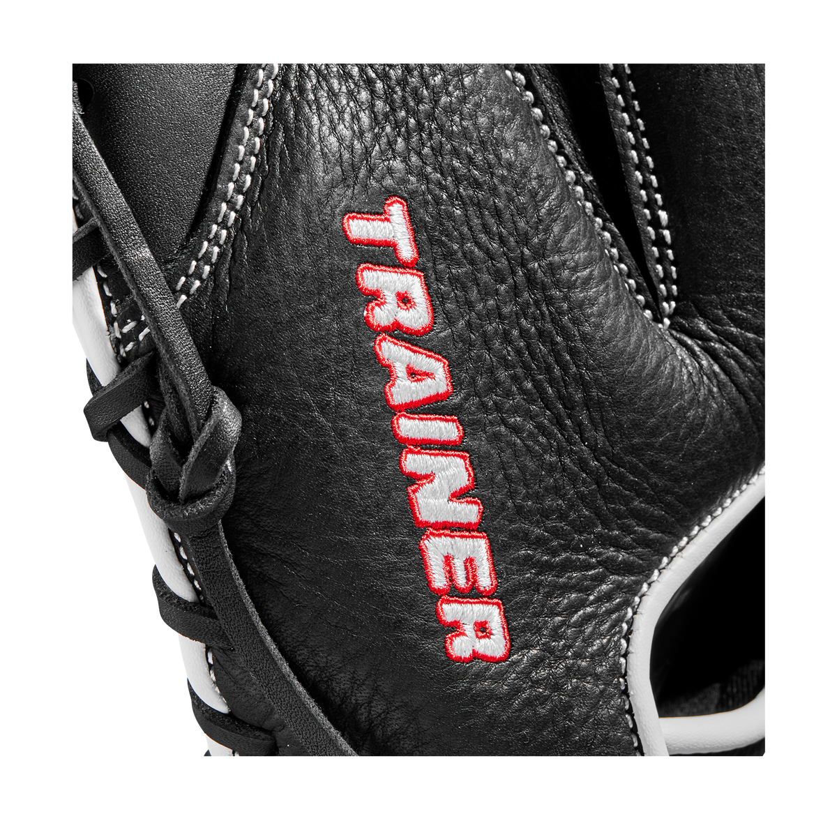 WBW100910_5_WILSON_A1_1B_TRAINER_11_Boys_Black_White_Red
