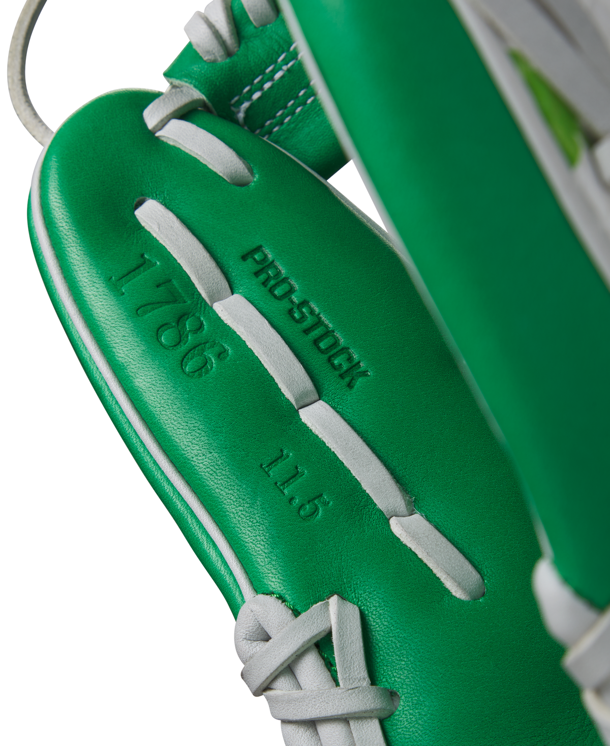 WBW102148_6_2024_A2000_MDA_SHAMROCK_1786_KellyGreen_White