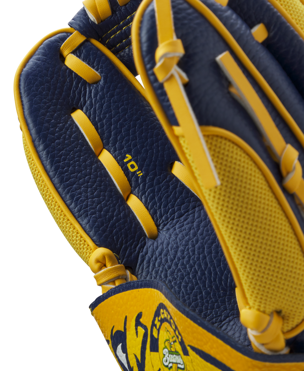 WBW102217_6_A200_Savannah_Bananas_A200_EZ_Catch_10_NA_YE
