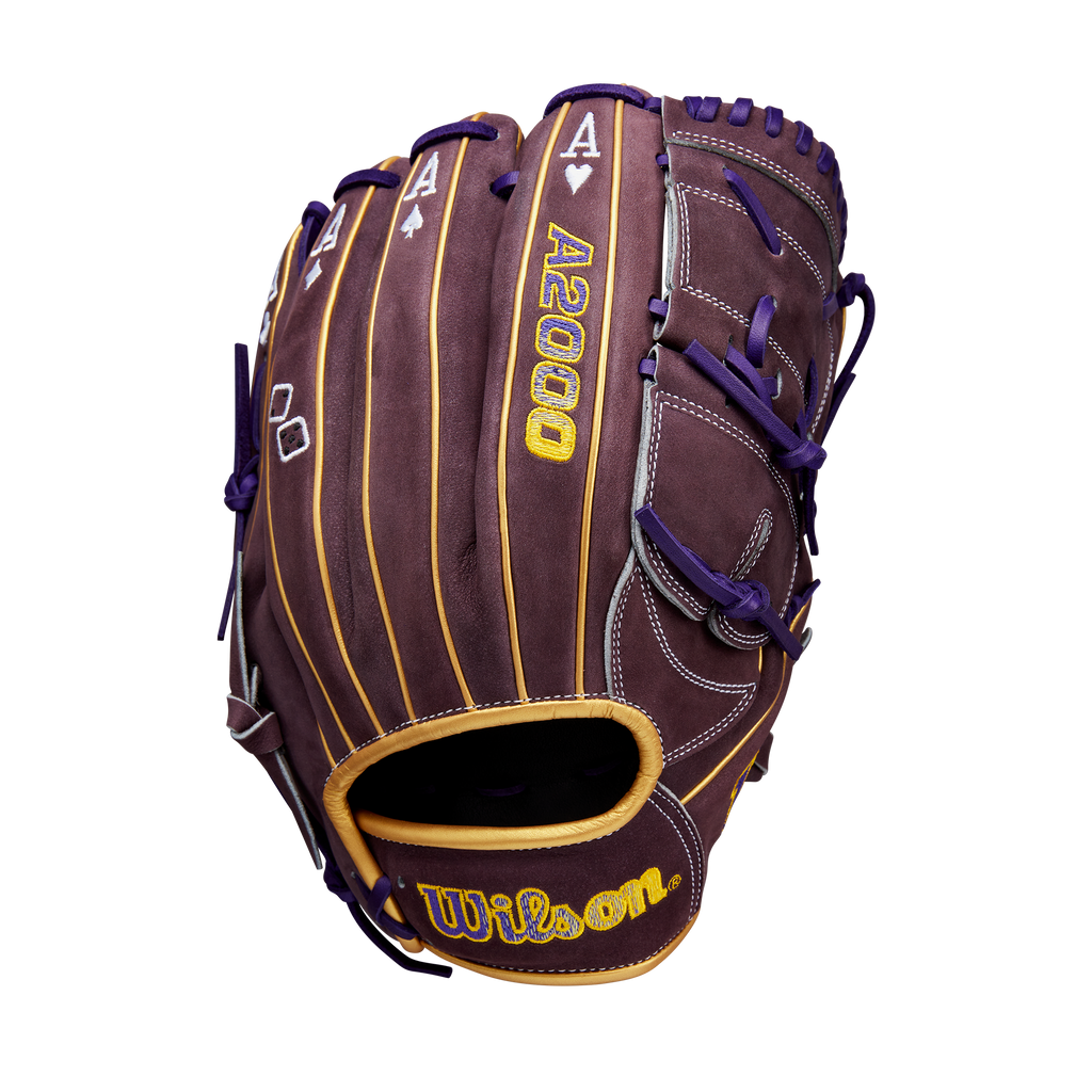 WBW102241_0_A2000_Bananas_CJ_Dearman_GM_IF_12_Purple_MetallicGold