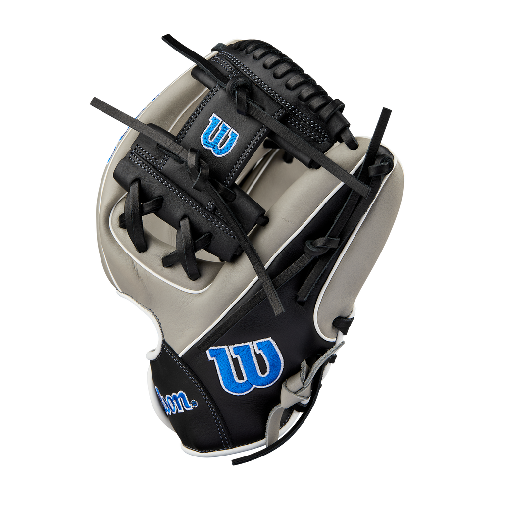 WBW102569_2_A900_w_Pedroia_Fit_PF1125_IF_Black_Silver_White_Blue.png