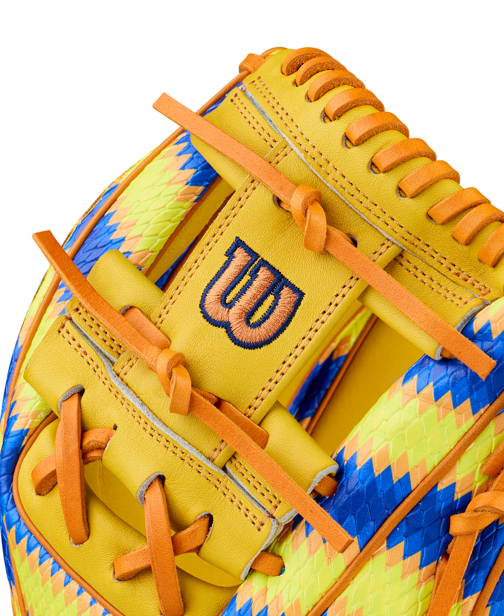 WBW104094_4_2025_CHINOOK_A2000_1786_HATCH_CHIL_115_YELLOW_BLUE_ORANGE.png