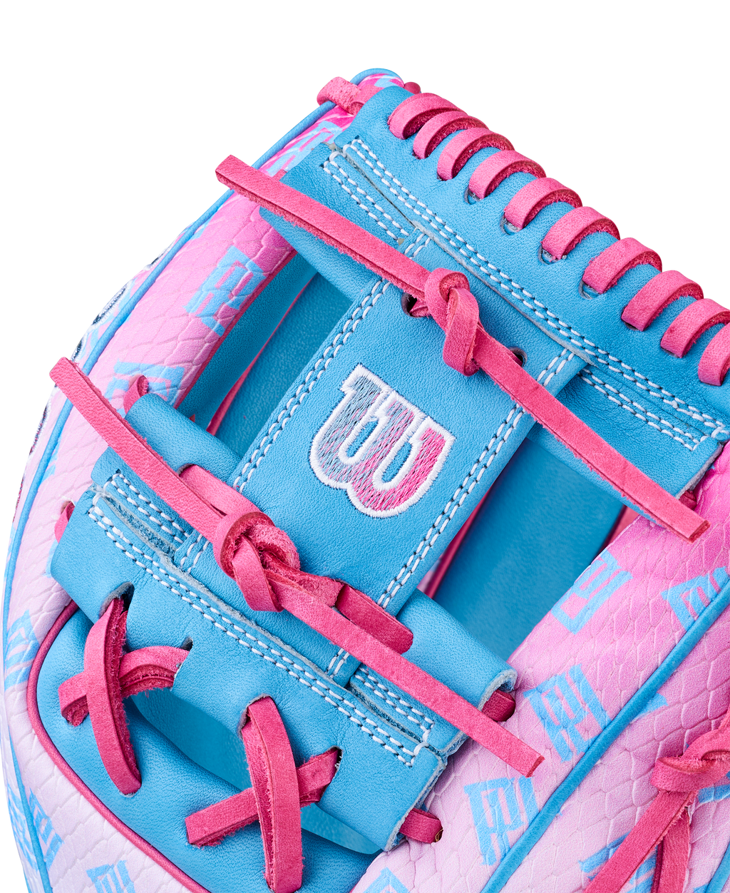 WBW104096_4_2025_POTTSTOWN_A2000_1786_CWS_SKB_115_LIGHTBLUE_PINK.png