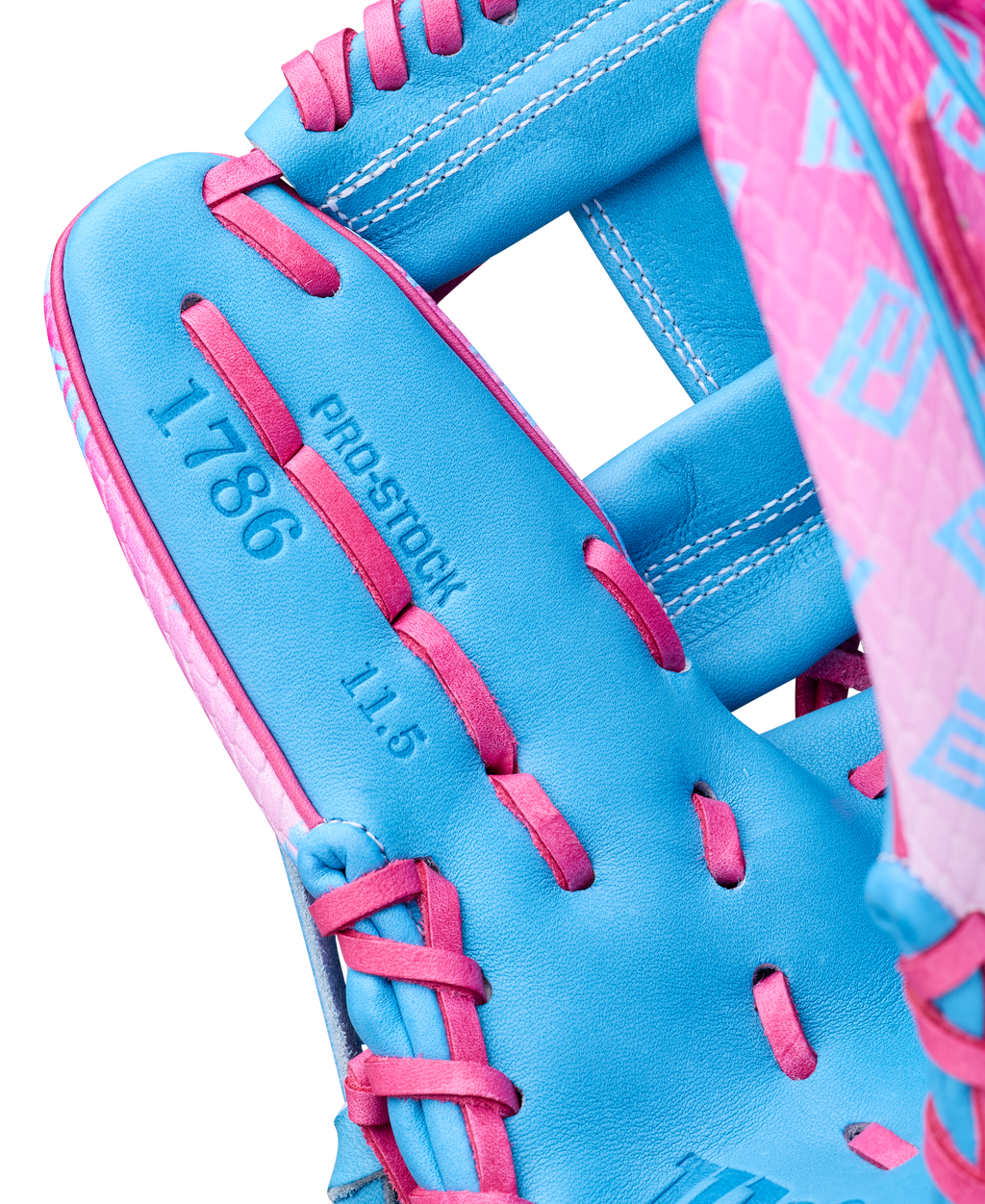 WBW104096_6_2025_POTTSTOWN_A2000_1786_CWS_SKB_115_LIGHTBLUE_PINK.png