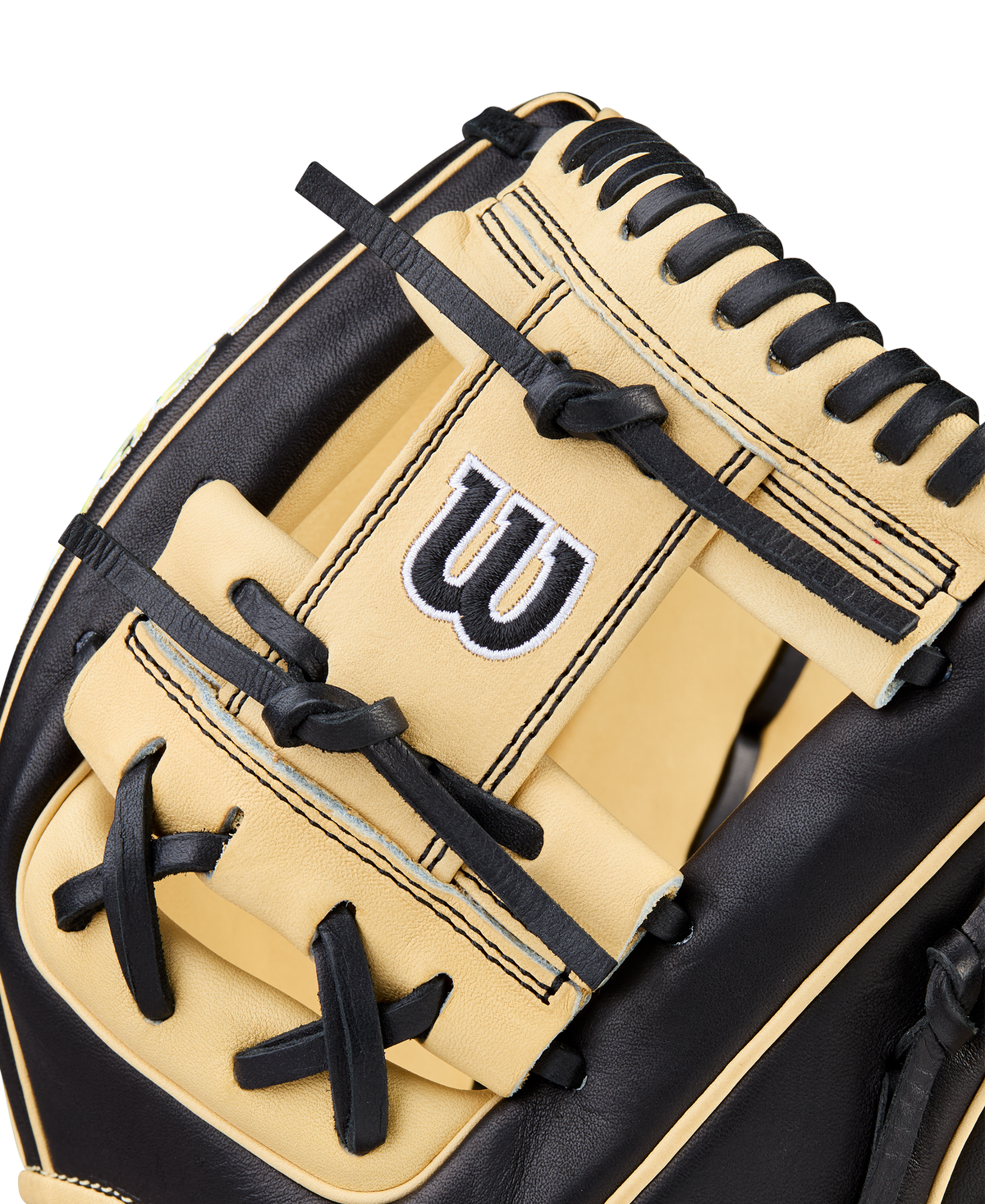 WBW104108_4_2026_A2000_CLASSIC_1786_BLACK_BLONDE_YELLOW.png