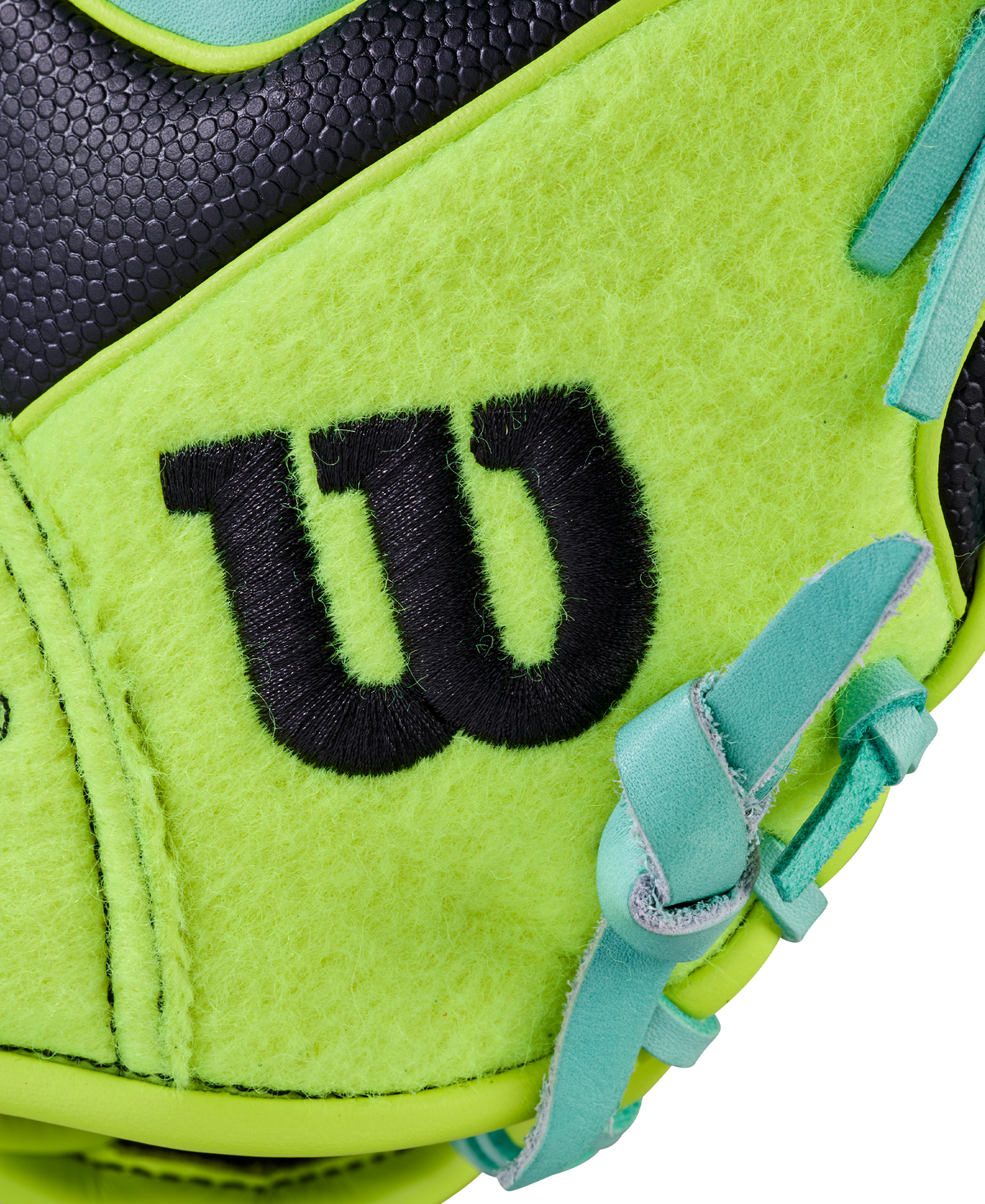 WBW104177_10_2025_A2000_1786SS_Tennis_Ball_LE_115_BLACK_SEAFOAM_OpticYellow.png