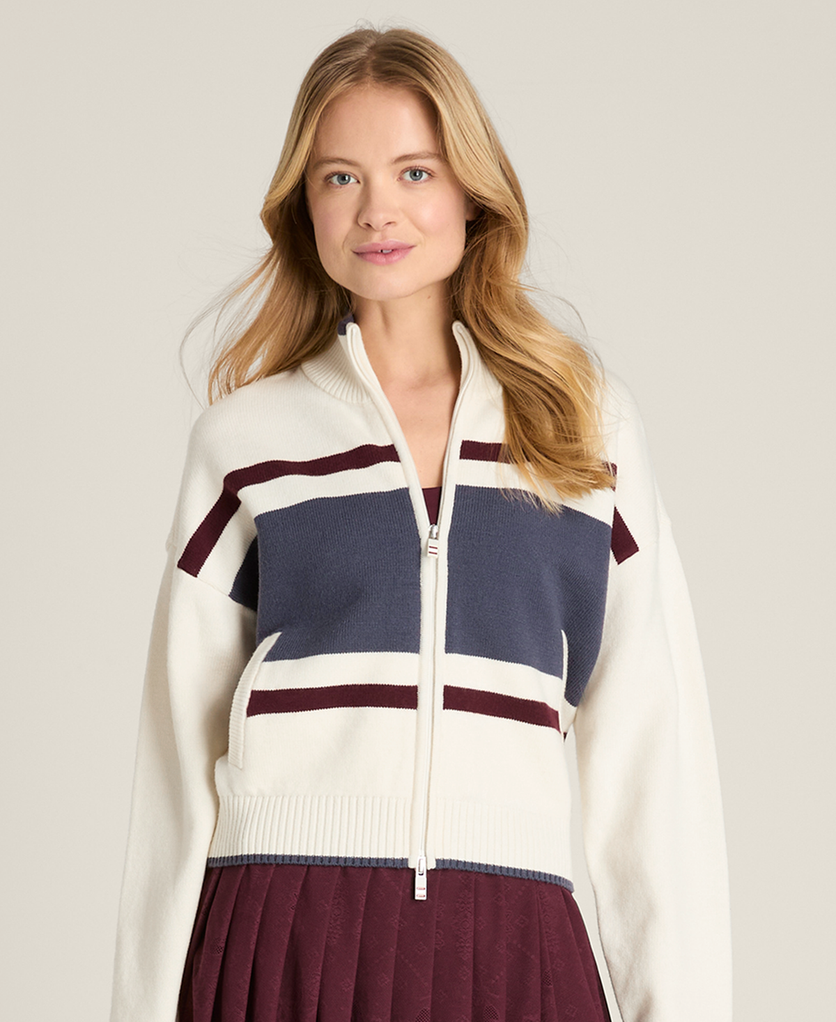 WE00132W002001_7_ZIPFRONT_CLUB_SWEATER_W_SANDRIFT.png
