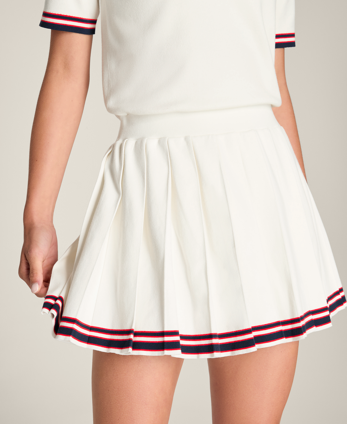 WE00204W002001_4_W_KNITTED_POLO_DRESS_W_SANDRIFT_VARSITY_RED_CLASSIC_NAVY