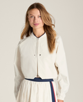 WE00355W002001_7_W_HIKARI_JACKET_W_SANDRIFT.png