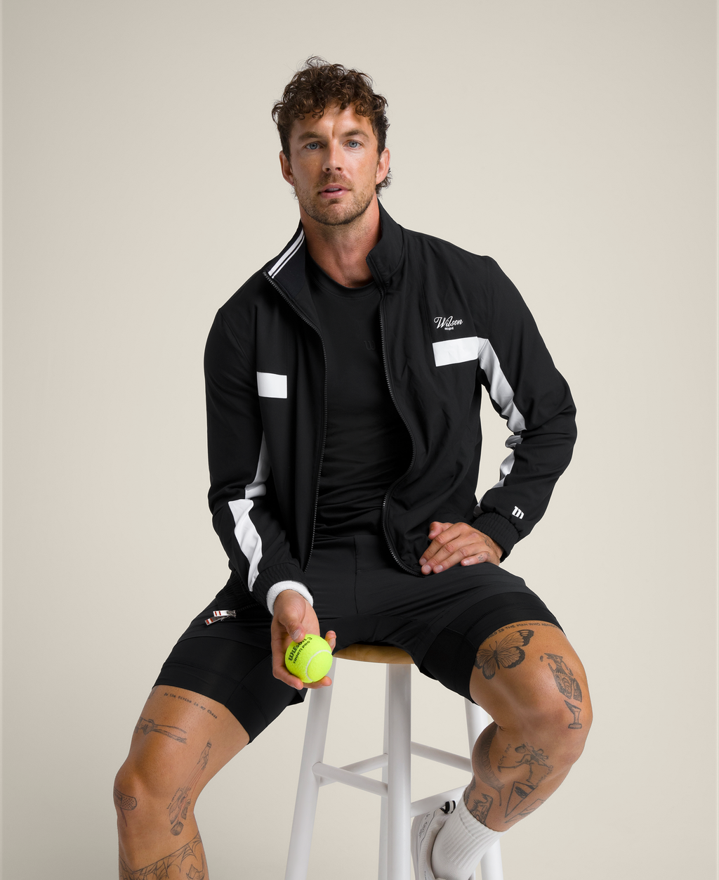 WM00011431BKA_5_EVERYDAY_PERFORMANCE_TEE_M_BKA.png