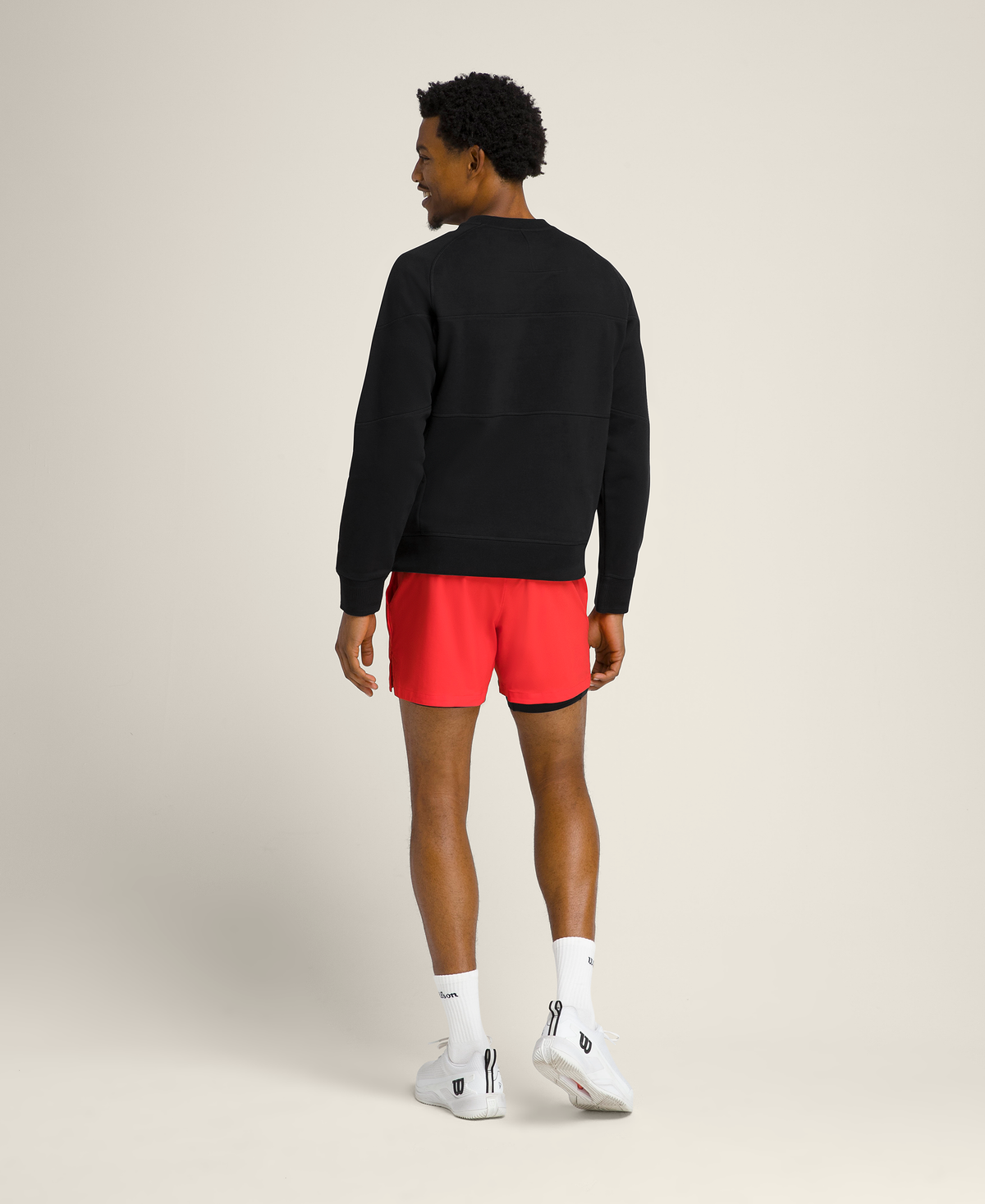 WM00114511BKA_2_MILLENIUM_CREWNECK_M_BKA.png