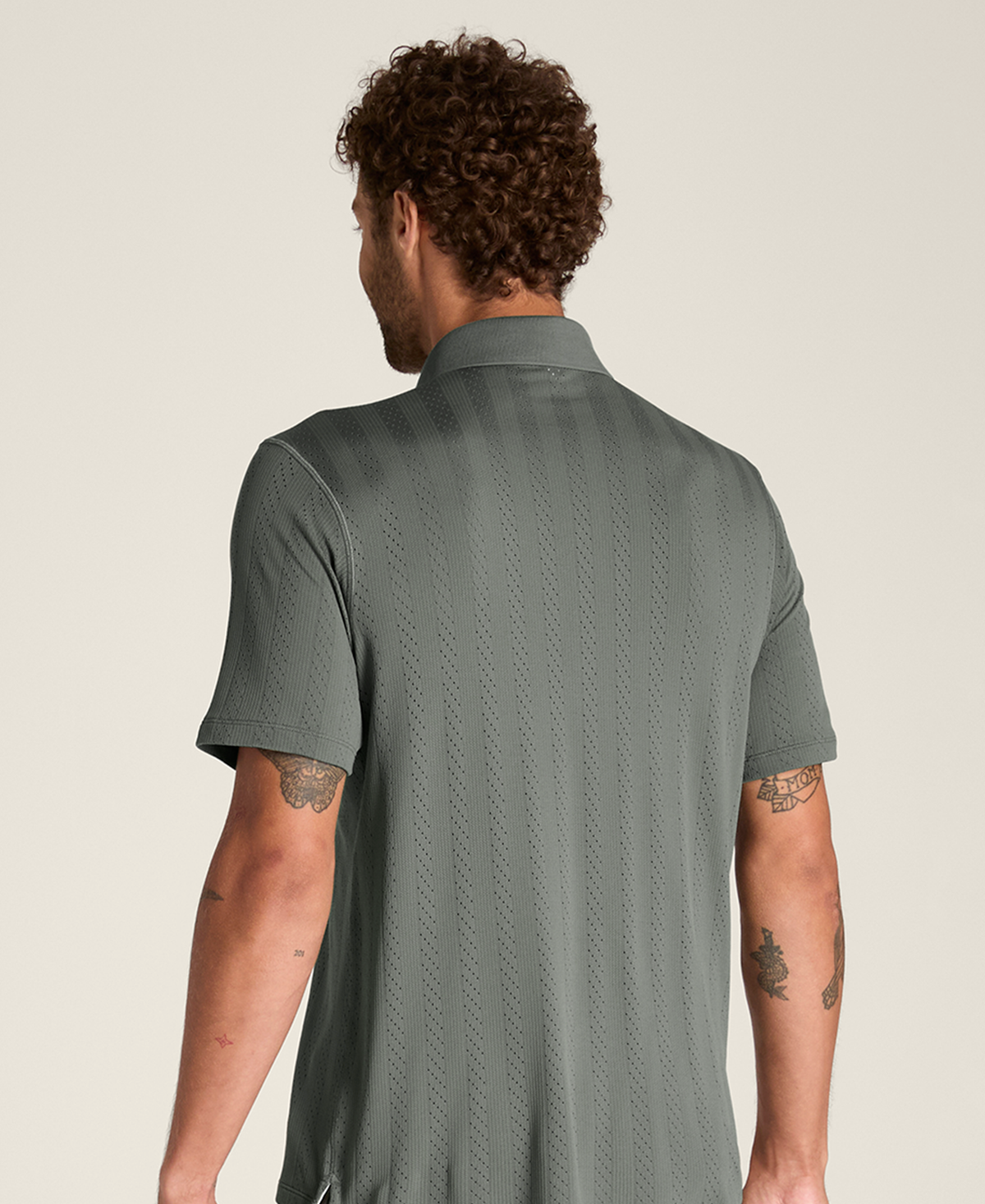 WM00239E079001_9_M_GAME_POINT_SEAMLESS_POLO_M_CASTOR