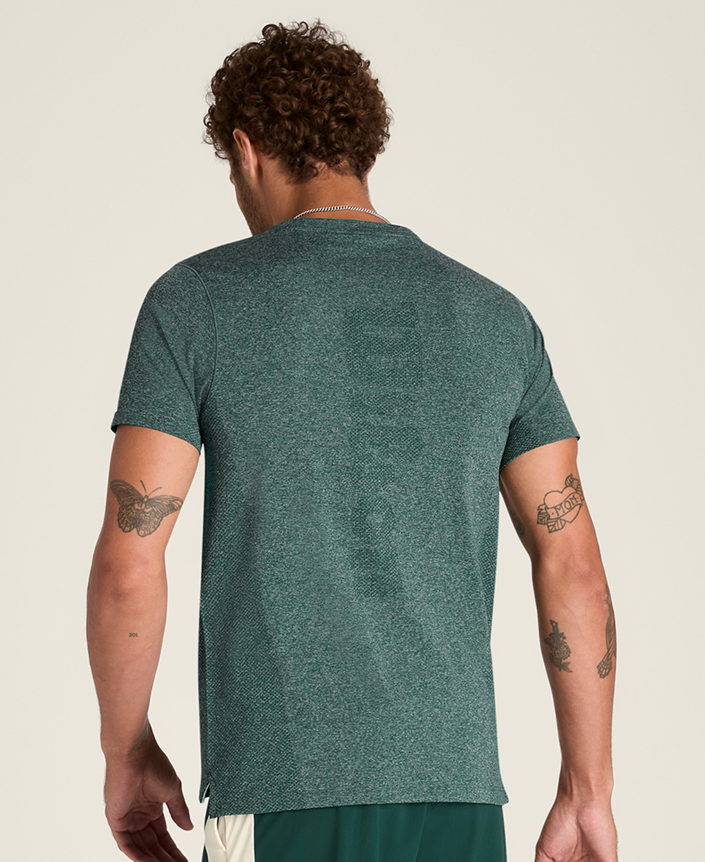 WM00240E040002_9_M_BREAKPOINT_SEAMLESS_TEE_M_PINE_GROVE