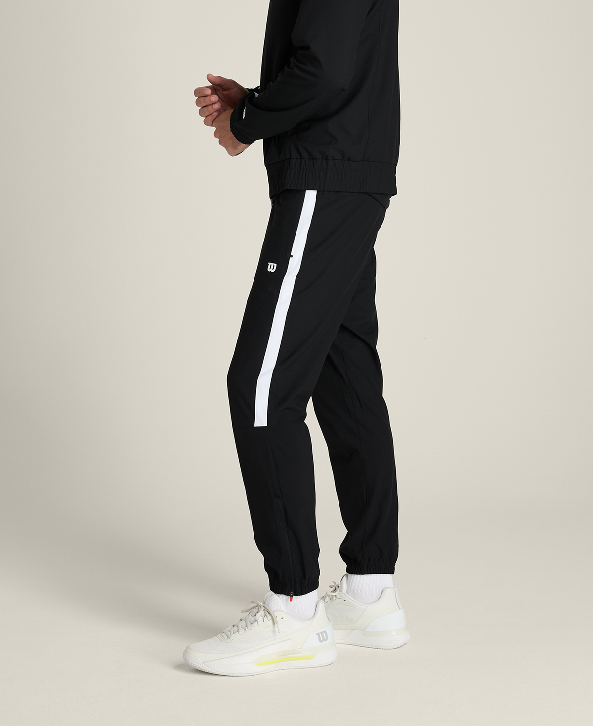 WM00313411BKA_8_GRAND_SLAM_JOGGER_M_BLACK