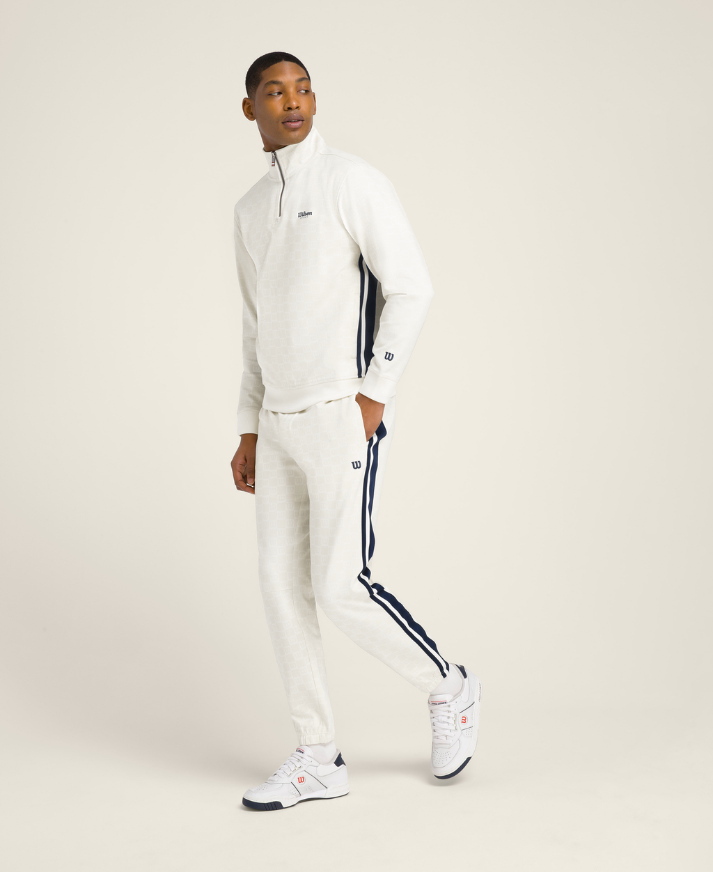 WM00323511GYC_1_CLAIRMONT_WARMUP_POPOVER_M_GYC