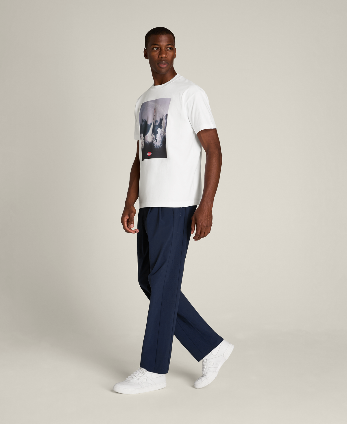 WM00375W001002_1_M_WILSON_SPORT_GRAPHIC_TEE_M_BRIGHT_WHITE