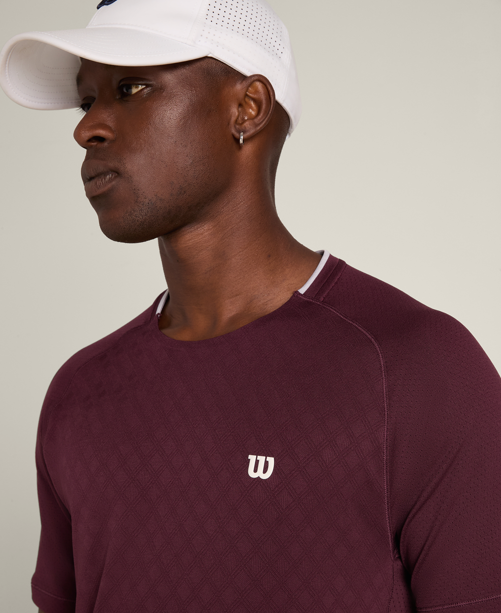 WM00426R043001_3_M_SERVE_OUT_TEE_M_FIG.png