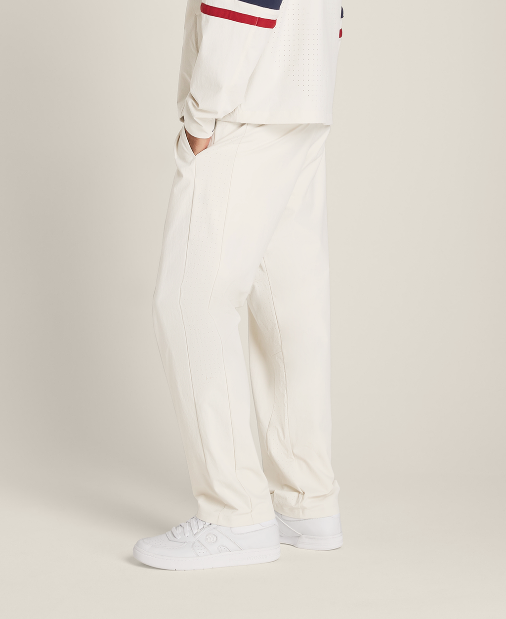 WM00590531LKC_8_TIEBREAKER_PLEATED_PANT_M_LKC.png