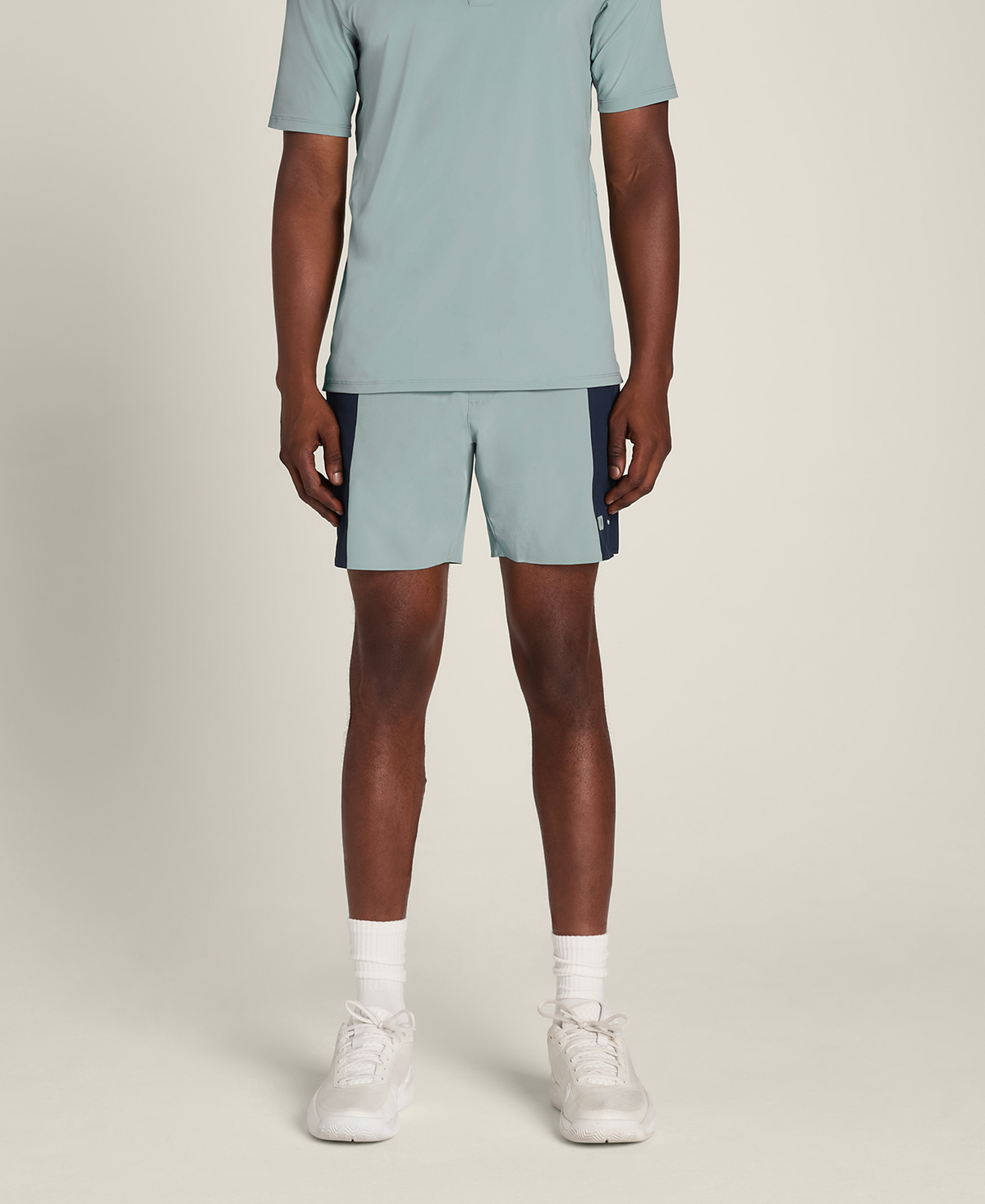 WN00073U113002_7_M_TOURNAMENT_PRO_SHORT_V2_7IN_COLORBLOCK_M_RAIN_CLASSIC_NAVY