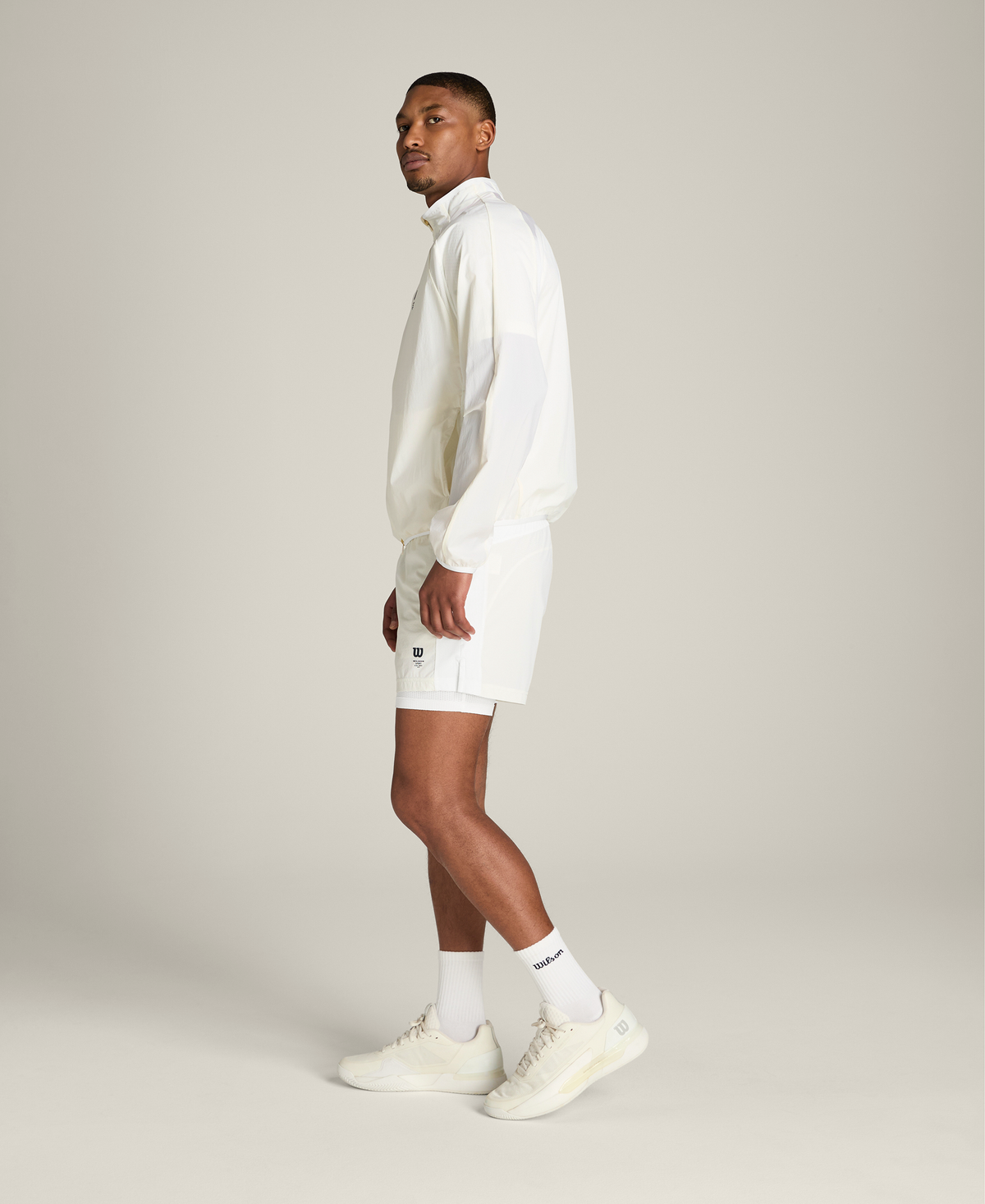 WN00081W025003_1_CLASSIC_COURT_SHORT_M_MARSHMELLO.png