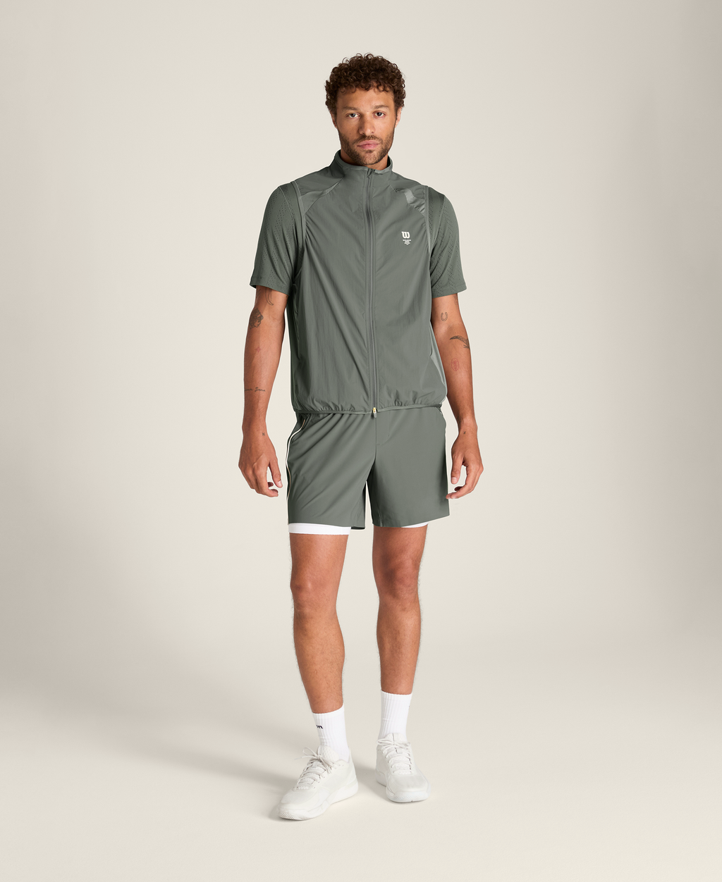 WN00185E002002_0_M_CLASSIC_WARM_UP_VEST_M_CASTOR