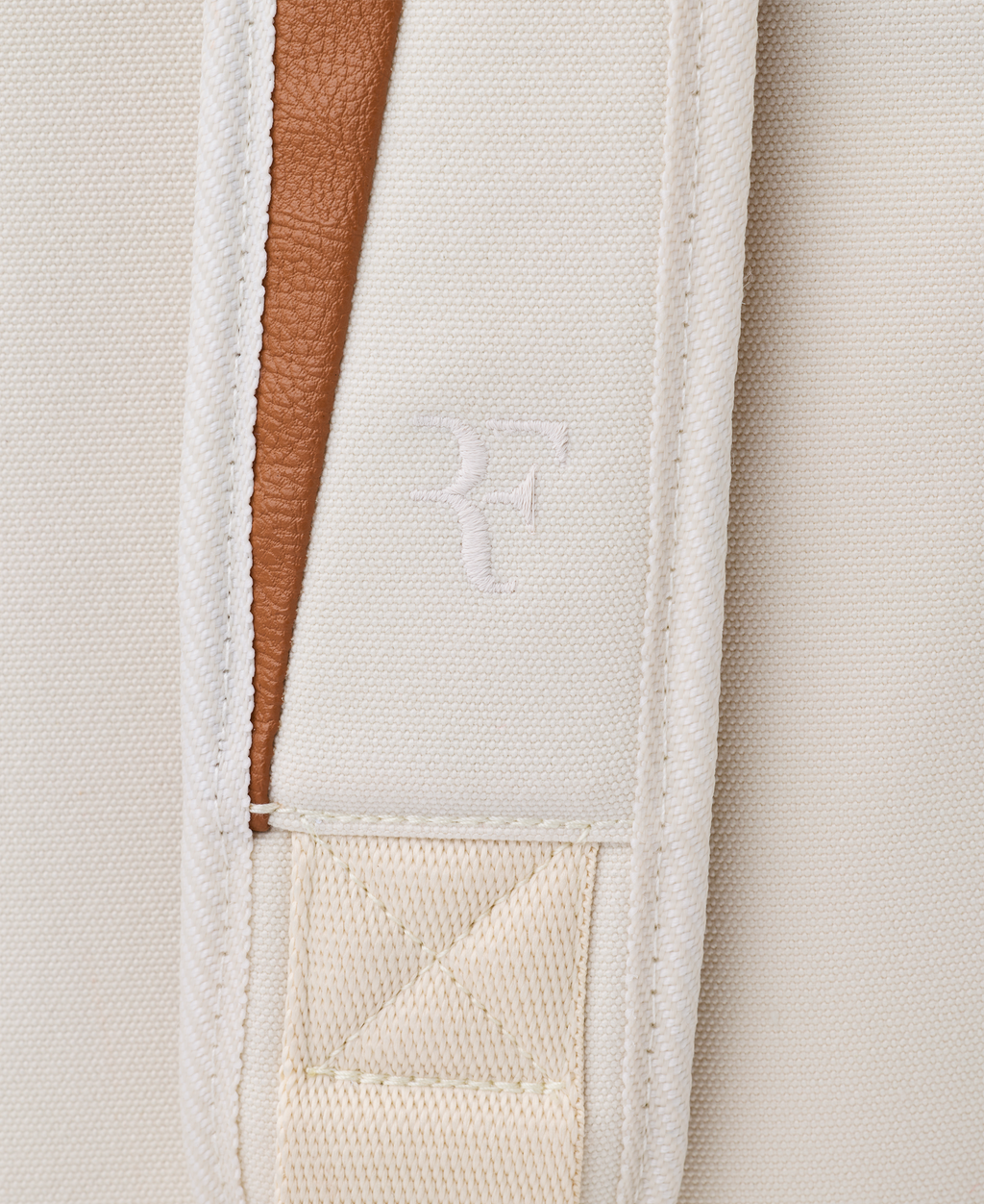 WR8054901_11_RF_LAWN_COLLECTION_TOURNAMENT_15PK_Cream_Leather