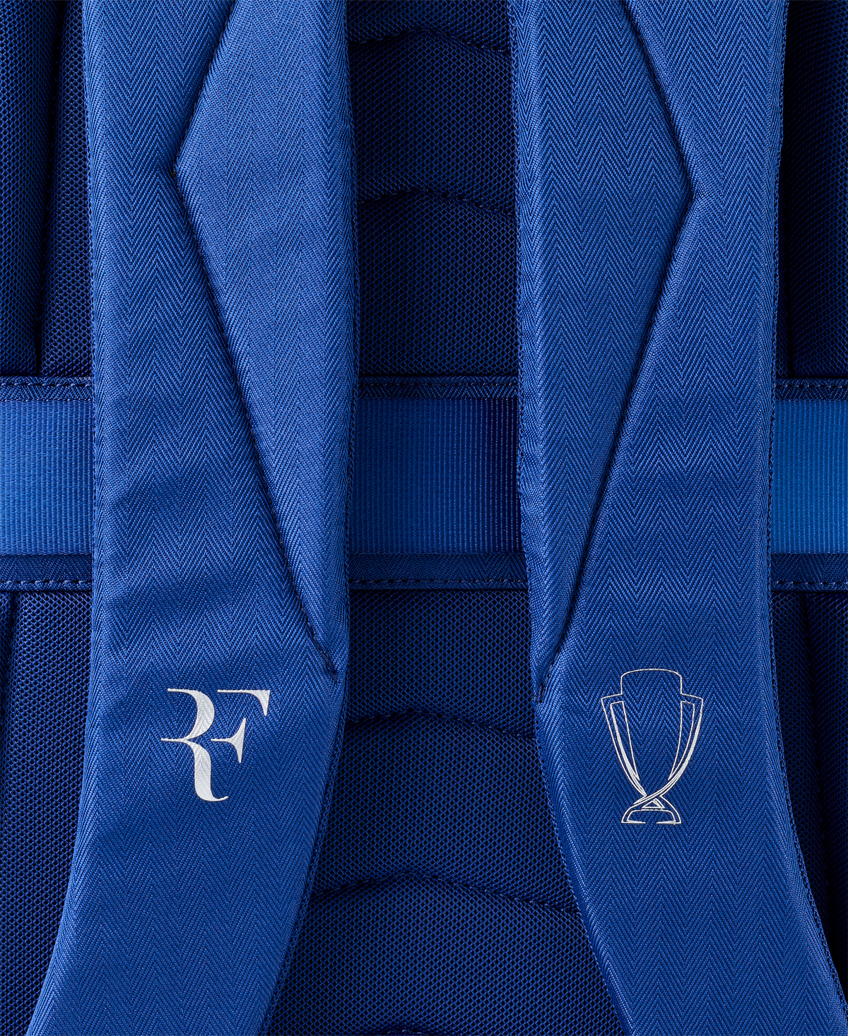 WR8057701_2_LAVER_CUP_2026_RF_TENNIS_BACKPACK_Navy_Red