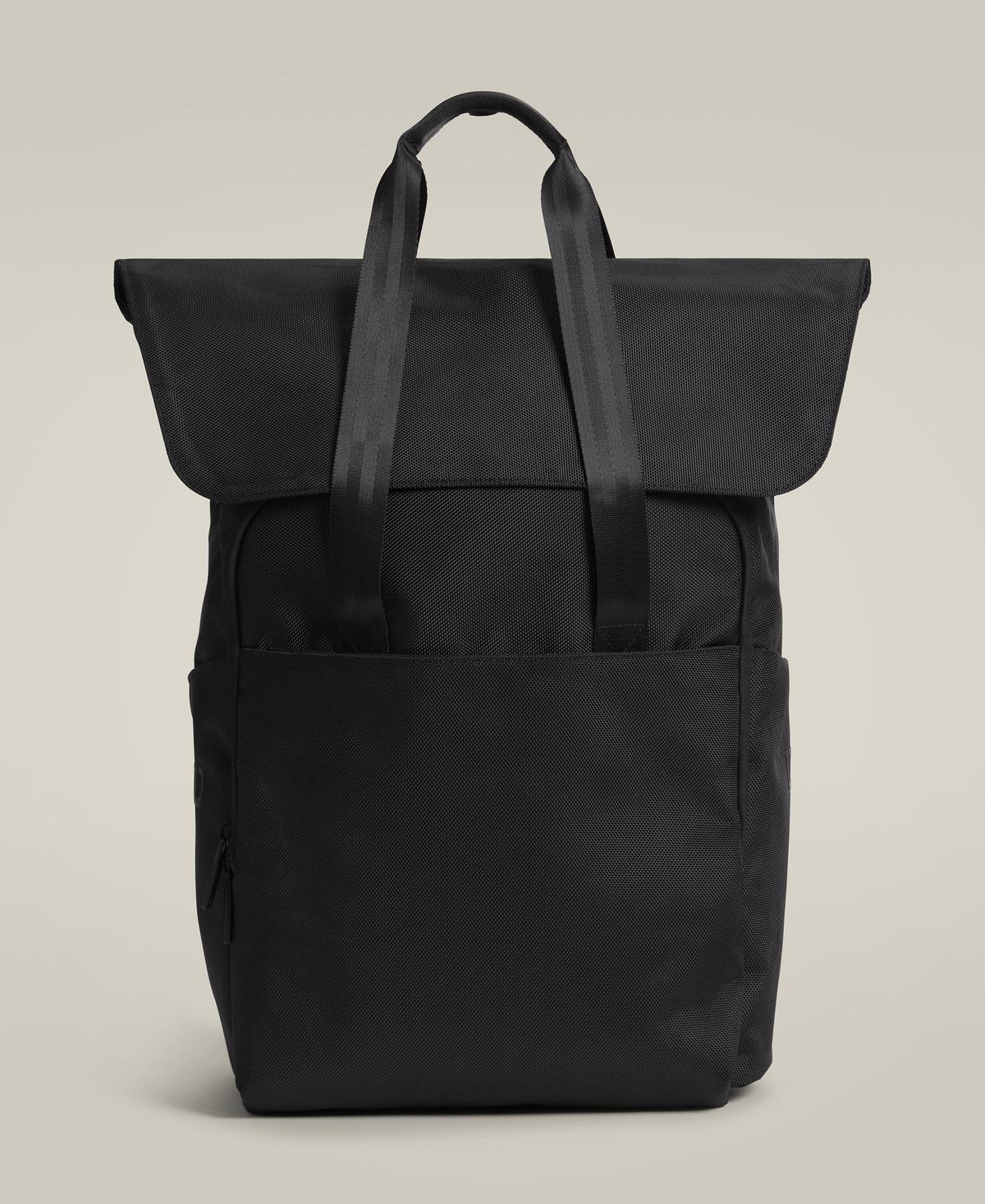 WU00121531BKA_14_FOLDOVER_BACKPACK_DG_BKA.png