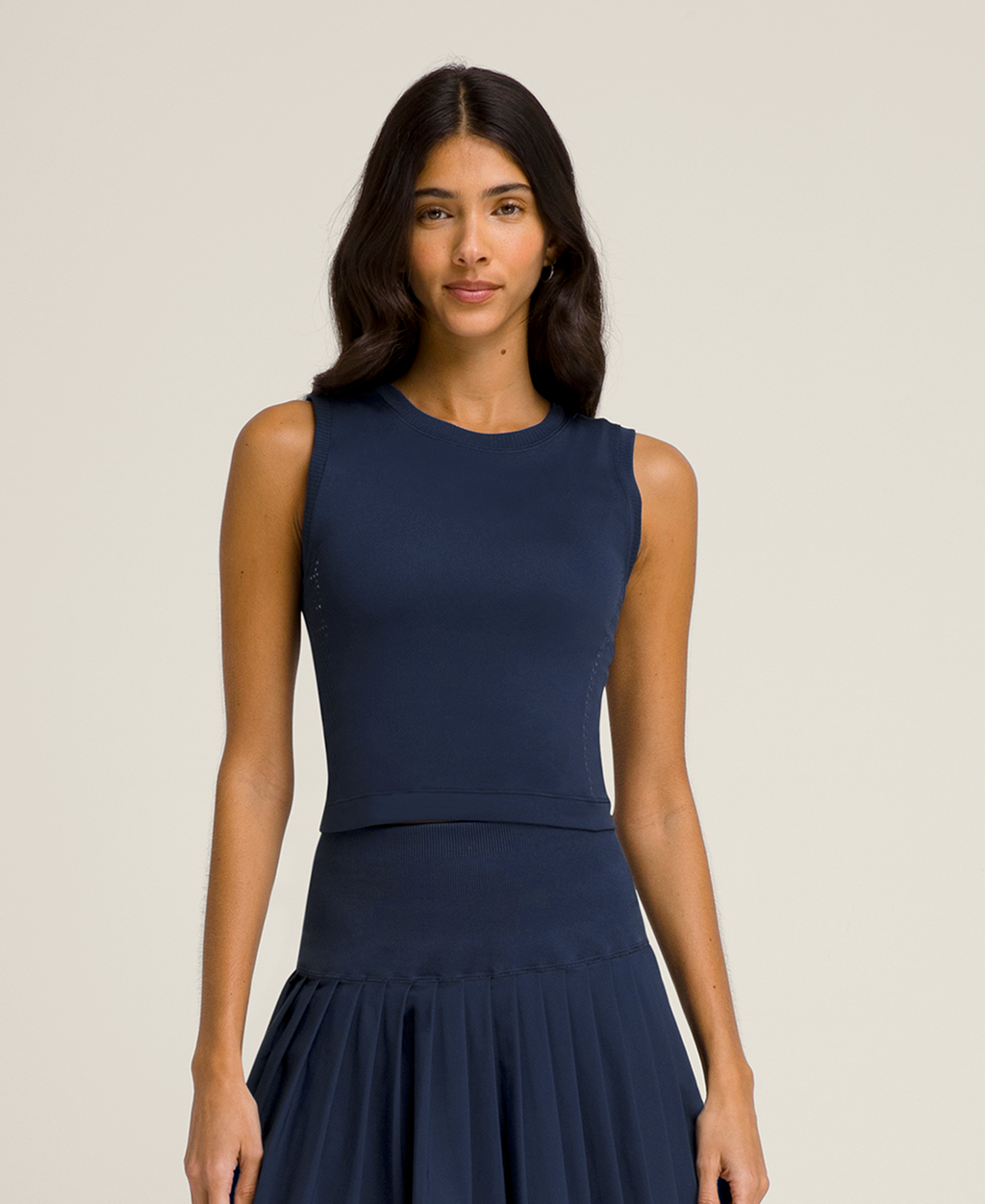 WW00024431DBC_7_PRO_SEAMLESS_TANK_W_DBC