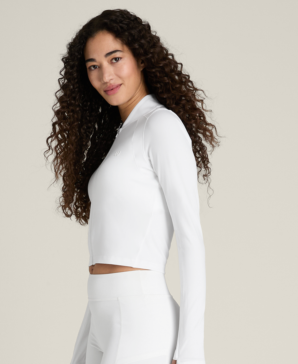 WW00473511WTA_8_ALL_DAY_FULL_ZIP_W_BRIGHT_WHITE.png