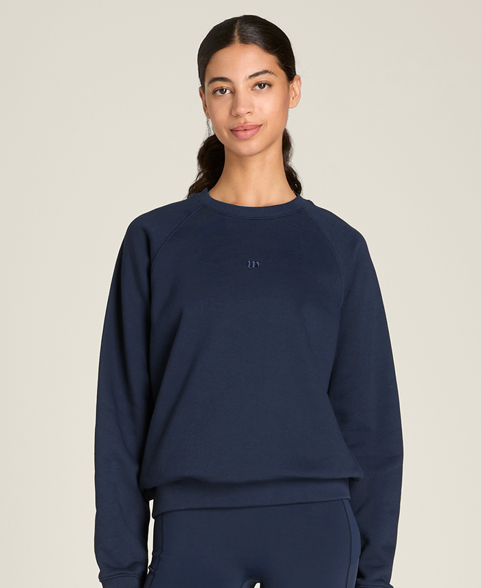 WW00562U001001_7_CLASSIC_CREW_WASHED_W_CLASSIC_NAVY.png