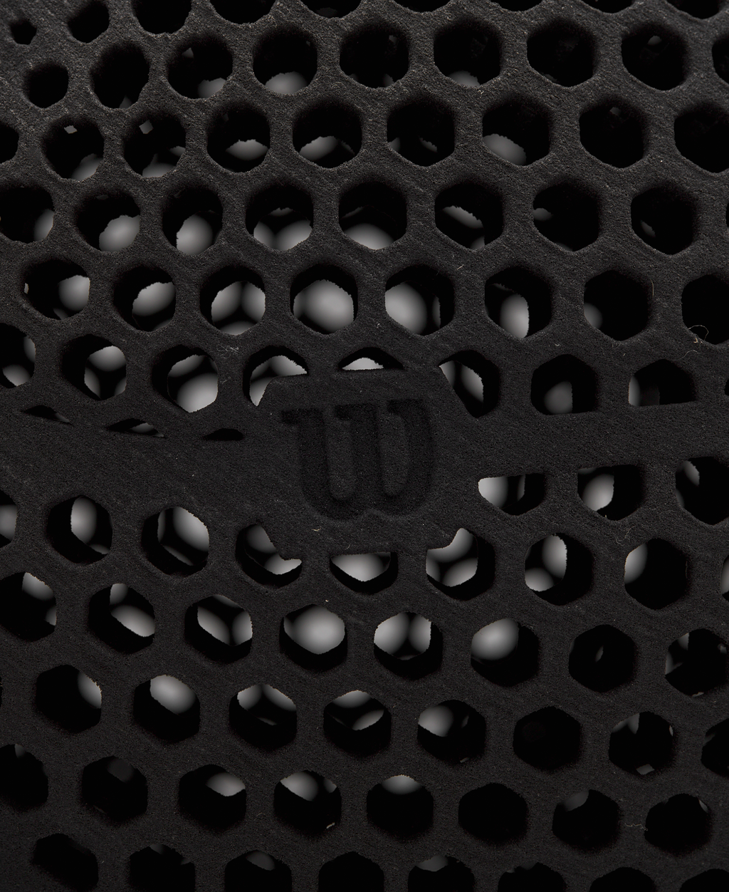 WZ1016103IDV_8_7_AIRLESS_GEN1_BSKT_295_BLACK.png