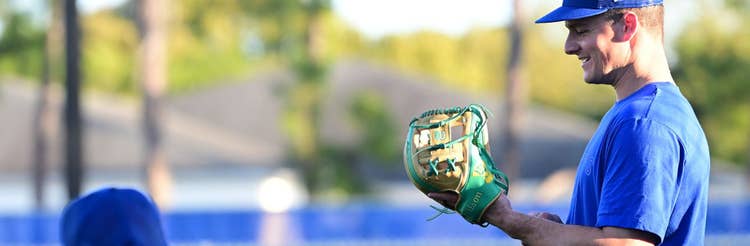 Matt-Chapman-Toronto-Blue-Jays-Baseball-Glove-Wilson