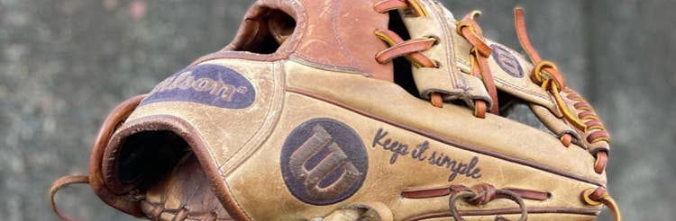Sis-Bates-Wilson-A2000-Fastpitch-Softball-Glove
