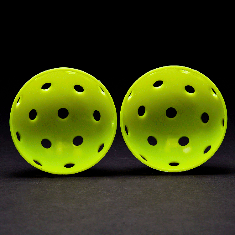 Animation showing how pickleball halves fit together