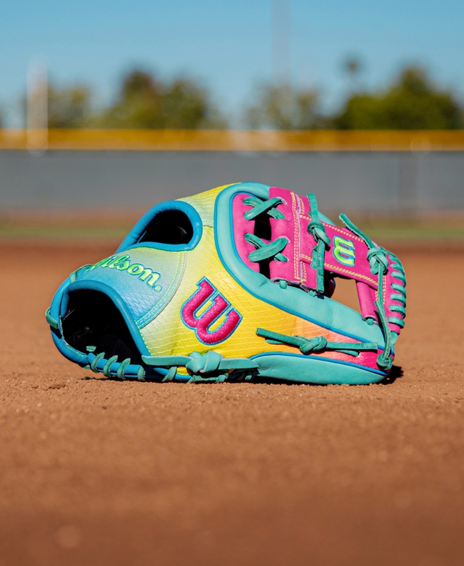 2027 A2000® 1727SS 11.75” Infield Baseball Glove Image 5 of 11
