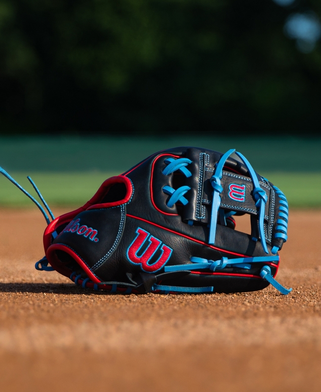2027 A700® 11.5” Infield Baseball Glove Image 6 of 12