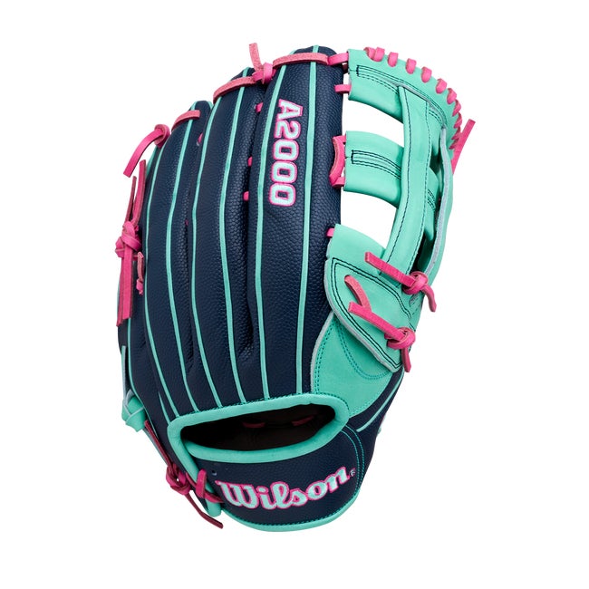 2027 A2000® 1750 12.5” Outfield Baseball Glove | Wilson Sporting Goods