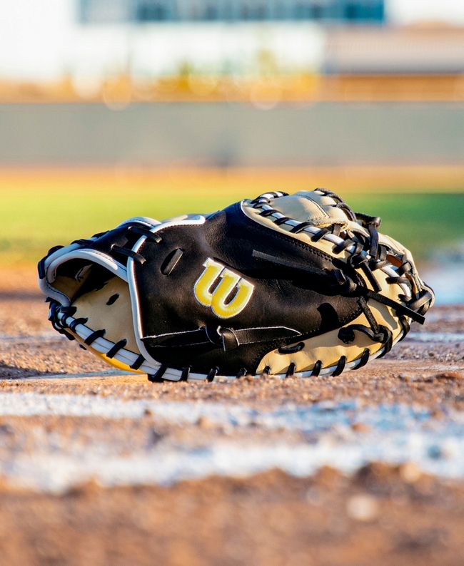 2027 A2K® 1734 34” Baseball Catcher’s Mitt Image 2 of 10