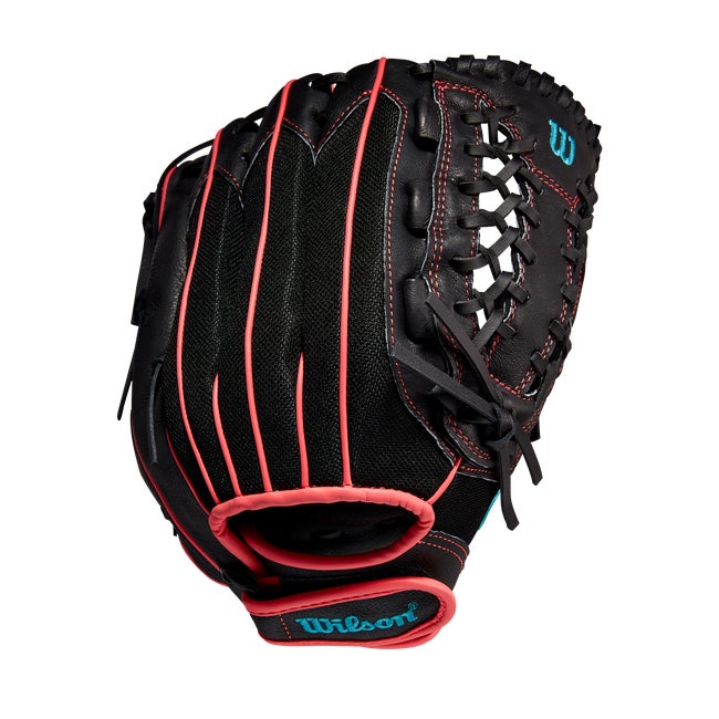 

Wilson Fastpitch Softball 2022 Flash 12" Outfield Glove