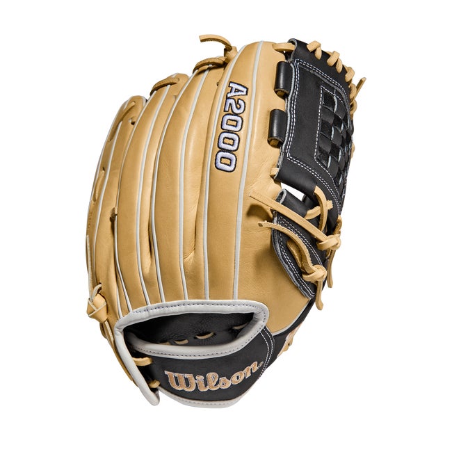 

Wilson Fastpitch Softball 2022 A2000 P12 12" Pitcher's Glove