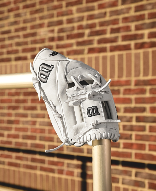 2024-2025 A1000® H12 12” Infield Fastpitch Softball Glove Image 3 of 9
