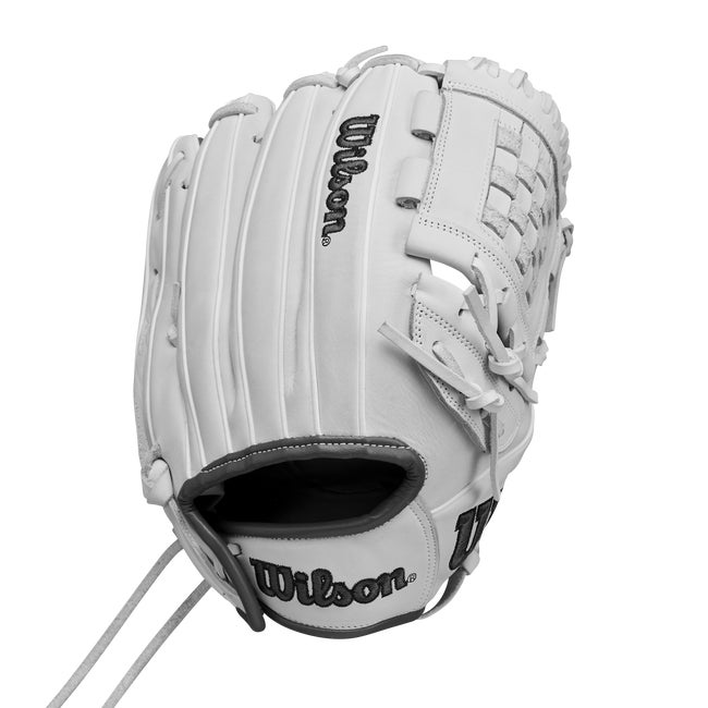 

Wilson Fastpitch Softball 2024-2025 A1000® P12 Pitcher’s Glove - Size 12"