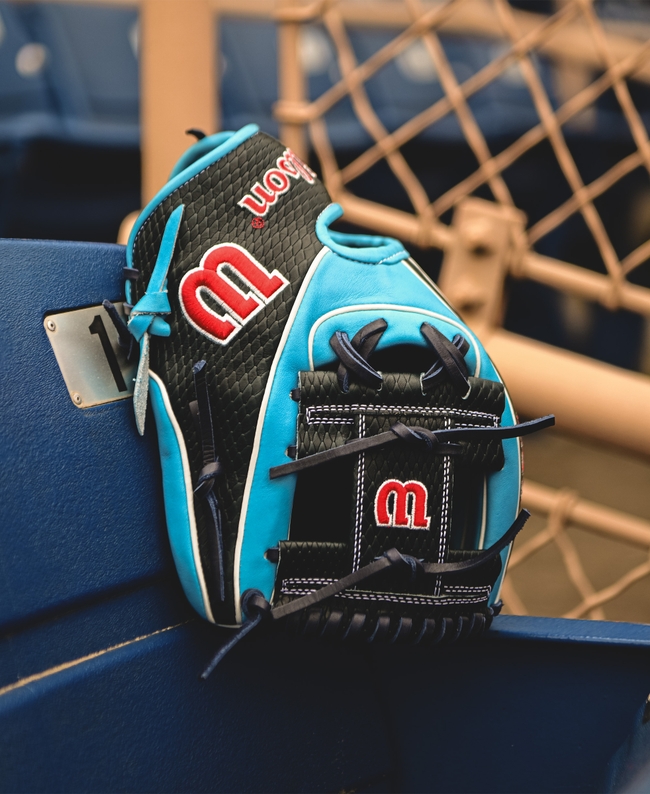 Winter 2024 A2K® 1786 11.5” Infield Baseball Glove Image 3 of 10
